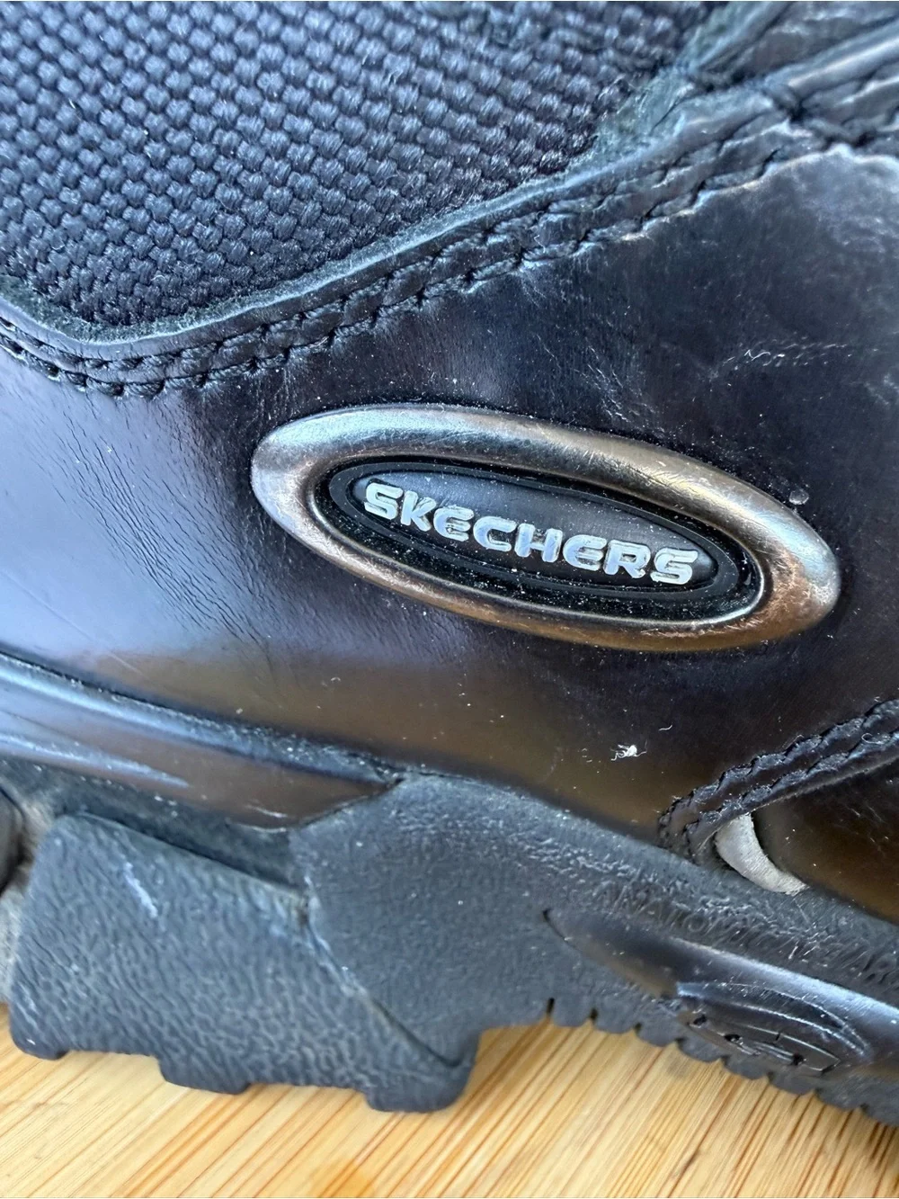 Vintage Skechers SN 690 Black Leather Hiking Trail Shoes Men’s US 9.5 Y2K Chunky